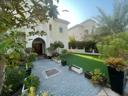 3 Bedrooms Villa in Quortaj