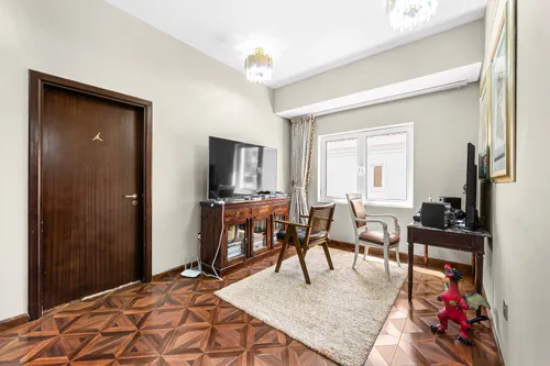 5 Bedrooms Villa in The Villa