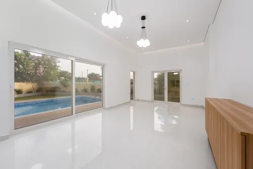 5 Bedrooms Villa in The Aldea