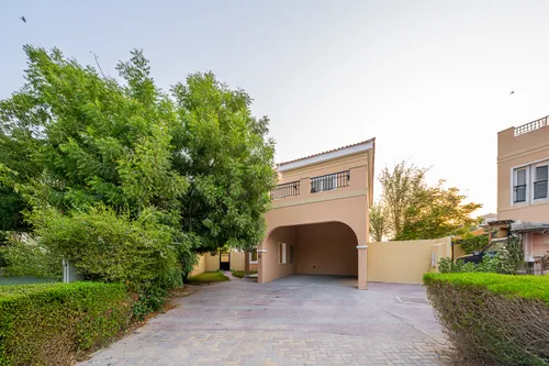 5 Bedrooms Villa in The Aldea