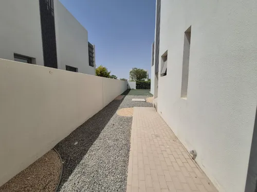 4 Bedrooms Villa in Golf Link Villas