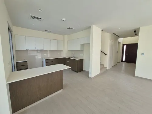 4 Bedrooms Villa in Golf Link Villas