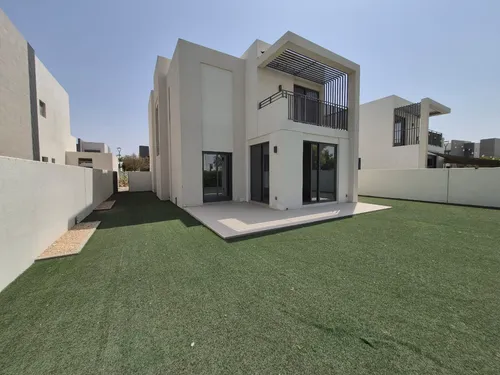 4 Bedrooms Villa in Golf Link Villas