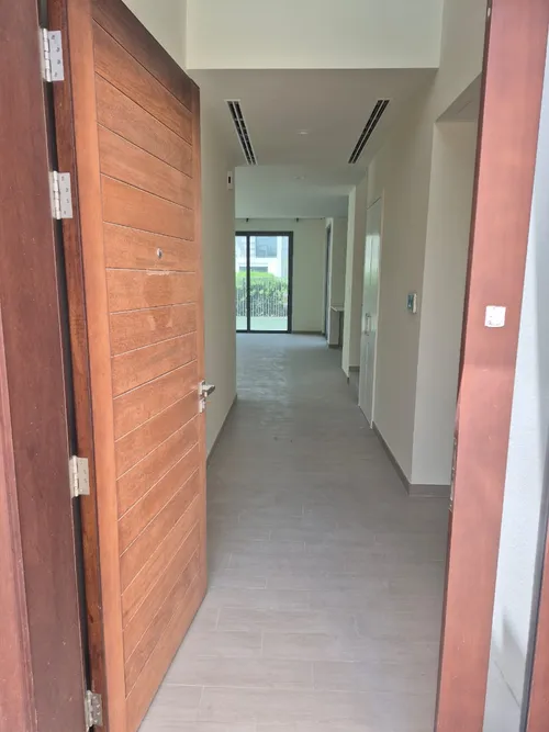 4 Bedrooms Villa in Golf Link Villas