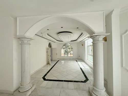 5 Bedrooms Villa in Jumeirah 1