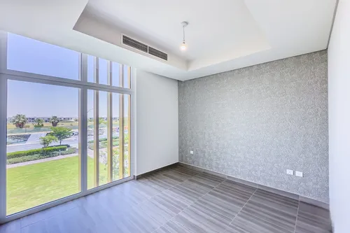 6 Bedrooms Villa in Aquilegia