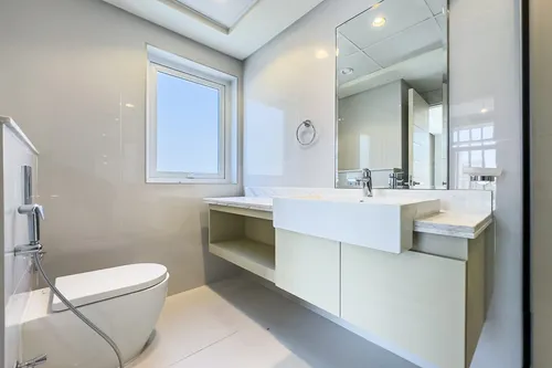 6 Bedrooms Villa in Aquilegia