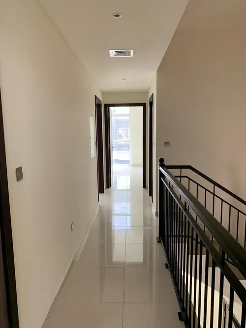 4 Bedrooms Townhouse in Madinat Hind