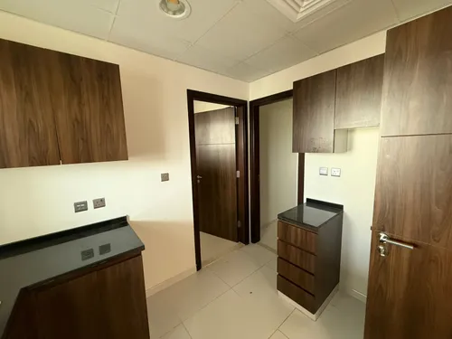 4 Bedrooms Townhouse in Madinat Hind