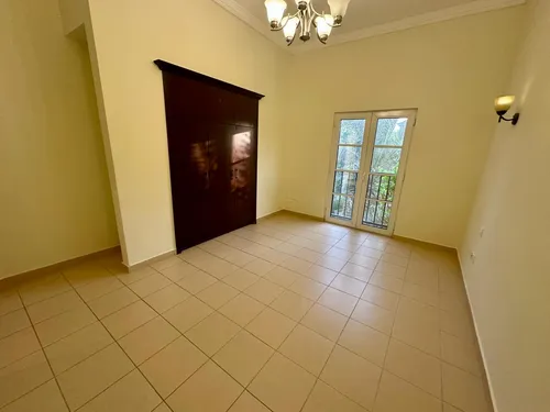 4 Bedrooms Villa in The Centro