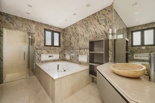 5 Bedrooms Villa in Garden Homes Frond D
