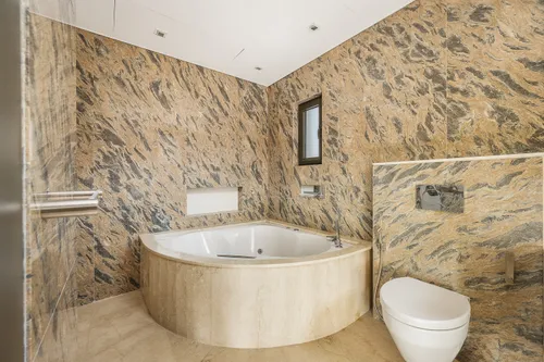 5 Bedrooms Villa in Garden Homes Frond D