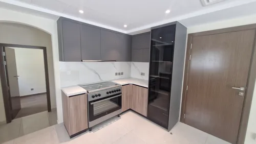 5 Bedrooms Villa in Meadows 2