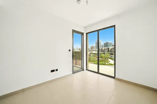 4 Bedrooms Villa in Aura 1