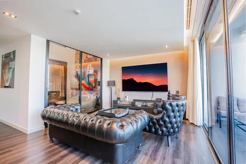 4 Bedrooms Villa in West Village