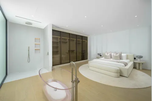 5 Bedrooms Villa in Sienna Views