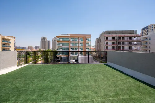 5 Bedrooms Villa in 180 Degrees Villas