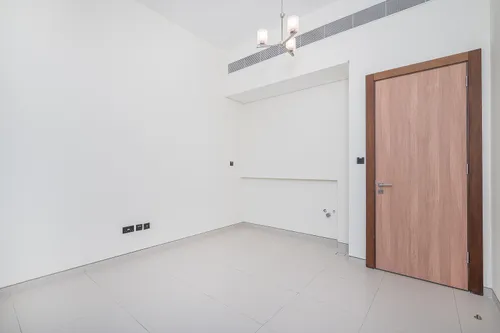 5 Bedrooms Villa in 180 Degrees Villas