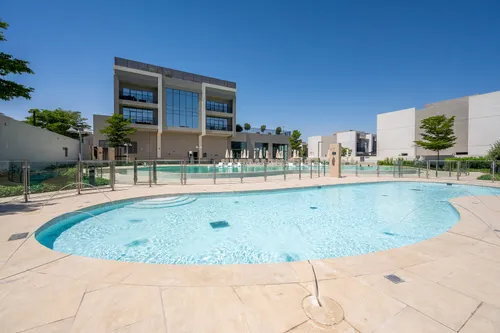 5 Bedrooms Villa in 180 Degrees Villas