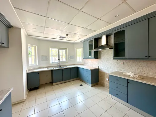 5 Bedrooms Villa in Mirador La Coleccion 1