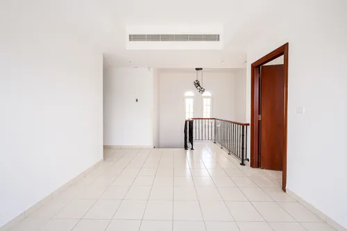 5 Bedrooms Villa in Mirador La Coleccion 1