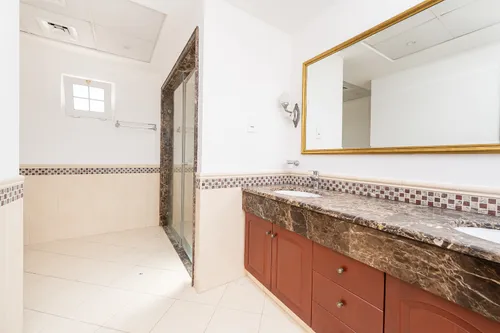 5 Bedrooms Villa in Mirador La Coleccion 1