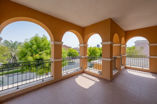 5 Bedrooms Villa in Mirador La Coleccion 1