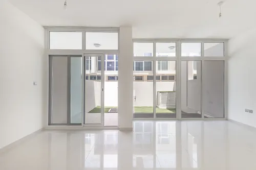 3 Bedrooms Villa in Albizia