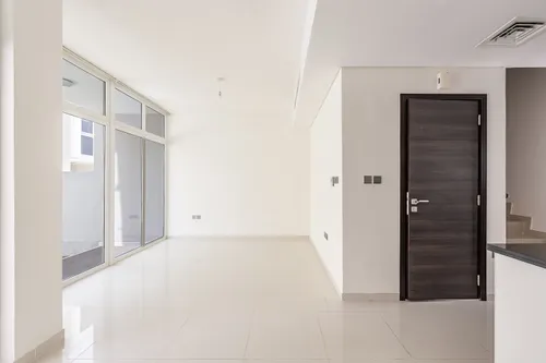 3 Bedrooms Villa in Albizia