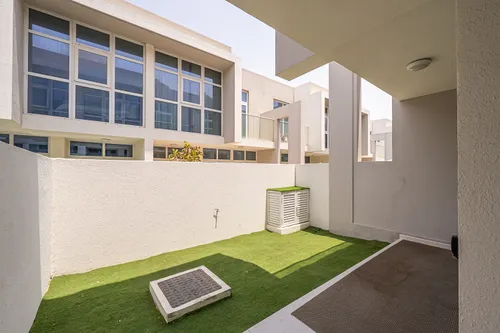 3 Bedrooms Villa in Albizia