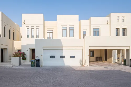 Modern 3BR Townhouse + Maid | Full Furnished |