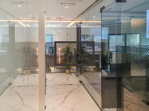 https://d33om22pidobo4.cloudfront.net/listings/wh42555s/original/photo-2025-10-15-15-48-32--edit-jpg.jpg