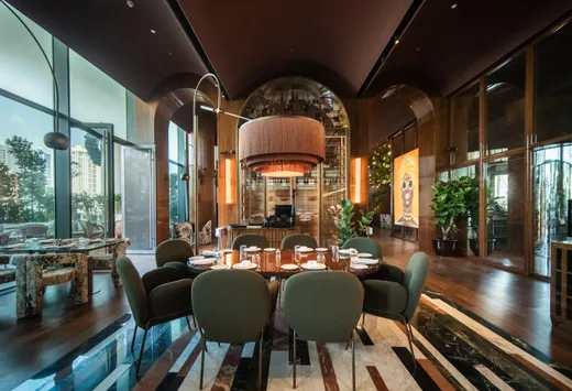 Frou Frou Restaurant 1