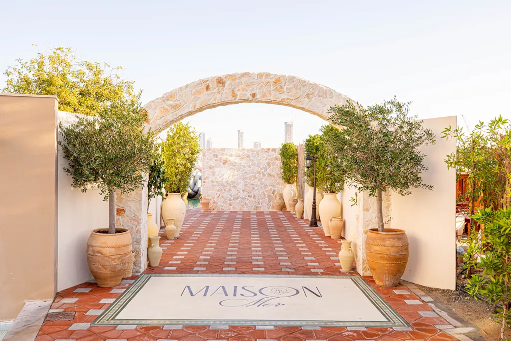 Maison Mer, Nikki Beach