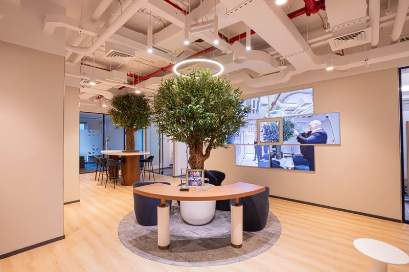 Strata Global Office