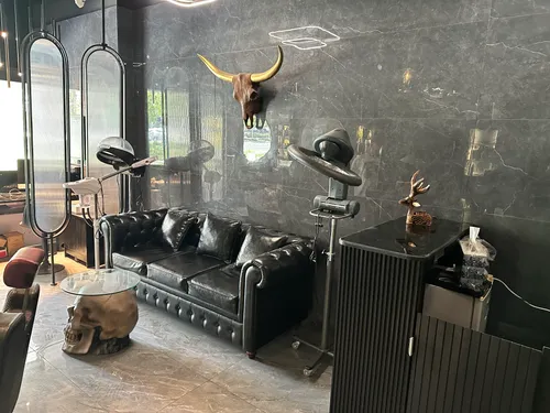 Street Facing Men’s Salon for Sale | Azizi Riviera