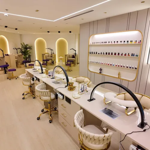 Ladies Salon for Sale
