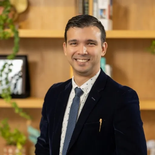 Luke Fernandez 