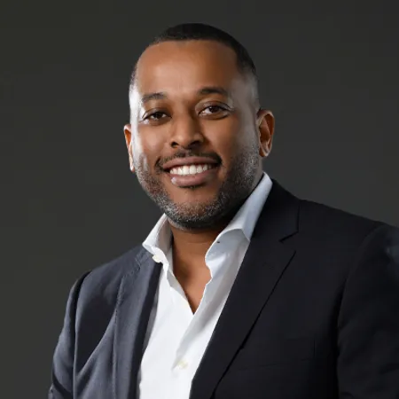 Siyazini James