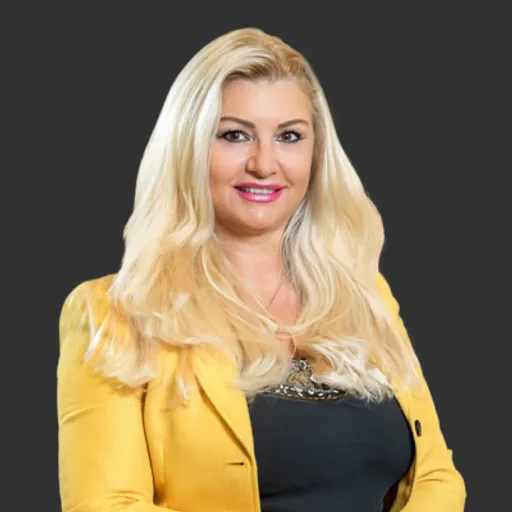 Nina Pekina 
